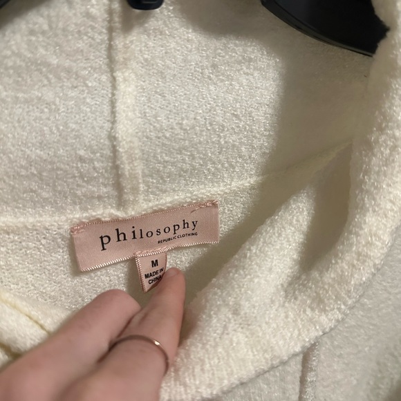 Philosophy Women’s white knit cowl neck pullover sweater size medium - Picture 3 of 5